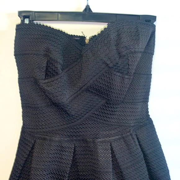 Strapless Black Puff Dress - Picture 3 of 4
